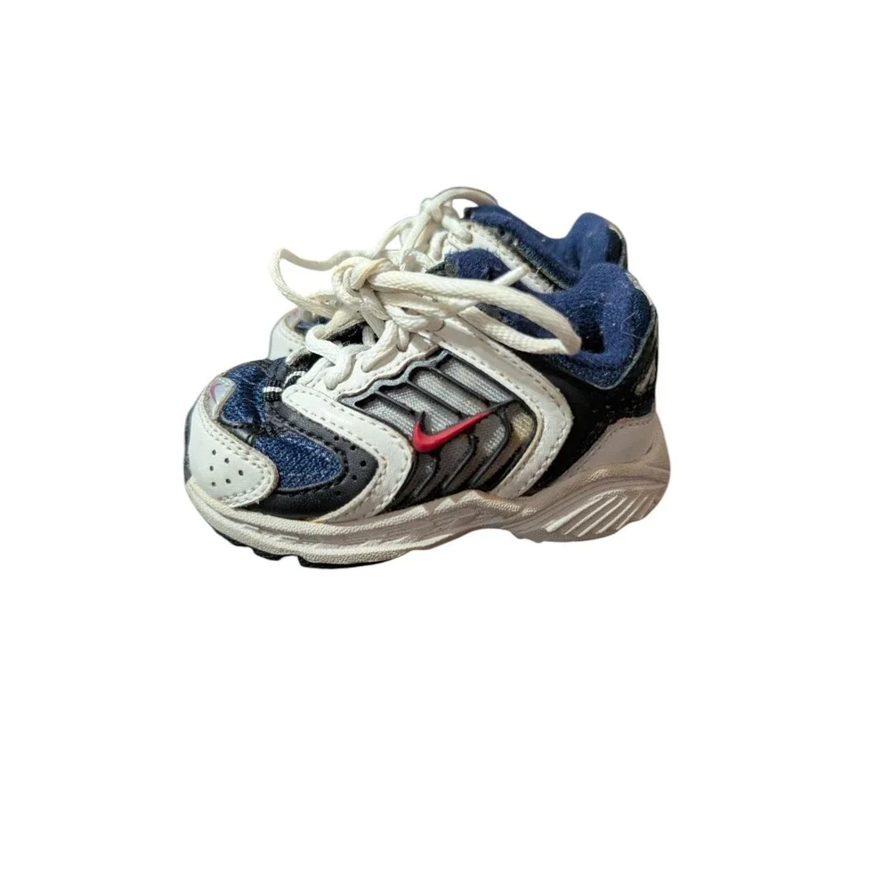 Vintage‎ Nike Attest 5 Shoes Size 3.5C Toddler Boys White Red Blue